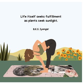 Big Raven Yoga Seek Fulfillment Doodle Card